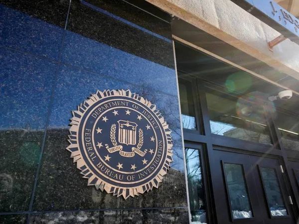 أكبر تسريب محتمل للهويات الأميركية؟.. "FBI" يحقق في اختراق ضخم