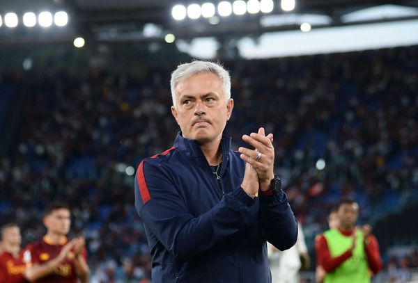 «آس»: مورينيو كان قريبًا من تدريب البرتغال قبل تدخل ريال مدريد