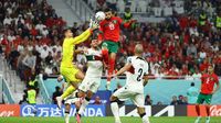 مونديال قطر 2022 : المغرب يقود العرب الى الدور نصف النهائي للمرة الأولى في التاريخ
فرنسا تجتاز عقبة انكلترا بصعوبة (2-1) ووفاة صحافي خلال تغطيته مباراة الأرجنتين وهولندا