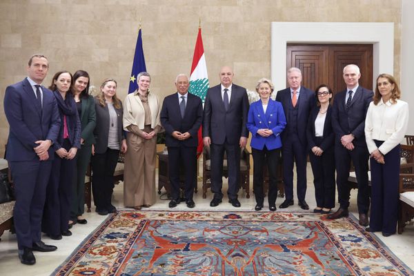 «إسرائيل» تكثّف غاراتها على شمال الليطاني وتعتبره الهدف الثاني
سنة عون الاولى في بعبدا: بداية قيامة الدولة
حراك اوروبي وعربي وايراني وتركي بشان السلاح