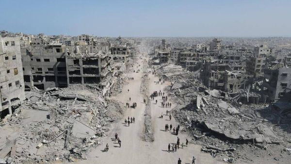 غزة تواجه تحديات الإعمار.. 410 آلاف منزل مدمر ومراكز إيواء مكتظة