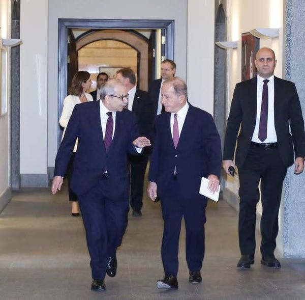 هل دخل لبنان مرحلة الوصاية الأميركية الشاملة؟