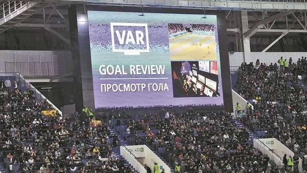 كأس آسيا 2019.. تقنية المساعدة بالفيديو ستطبق في ربع النهائي