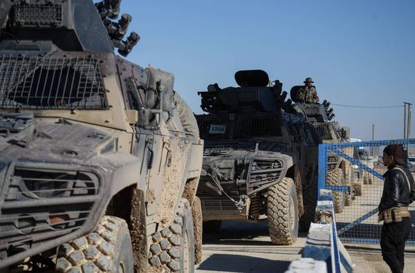 من سوريا إلى العراق: تسليم 450 من عناصر 