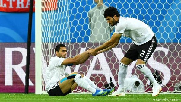 أداء "الفراعنة" المخيّب يعيد المصري البسيط إلى الواقع المرير