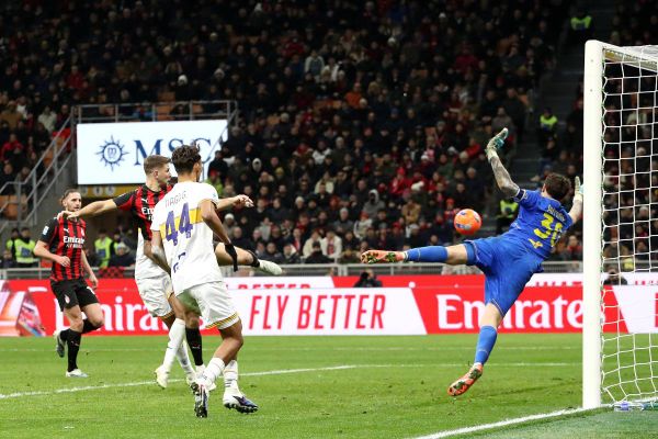 ميلان يلاحق انتر بشراسة... والاستقرار يعود لروما