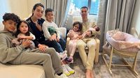 رونالدو ينشر صورة مولودته.. ورسالة مؤثرة لمتابعيه
