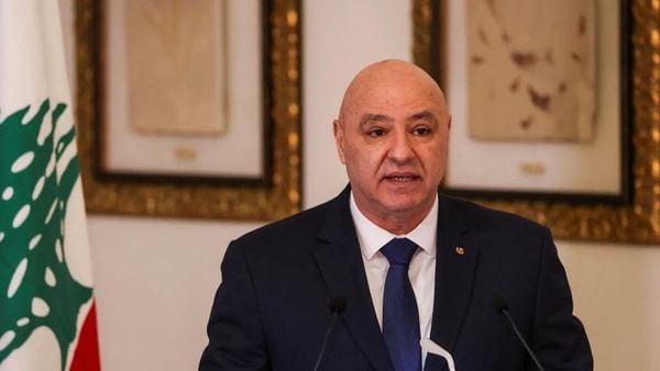 زيارة عون إلى باريس.. مؤتمر مرتقب لدعم الجيش ومباحثات حول لبنان