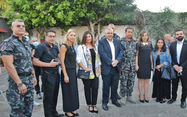 معرضُ صورٍ فوتوغرافية أحاط بالنُّصب التذكاري لشهداء فوج إطفاء بيروت في الكرنتينا بعدسة خالد عيّاد
