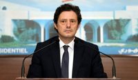 المكاري: ساعة إلى الأمام أو إلى الوراء لن تصحح الأوضاع
