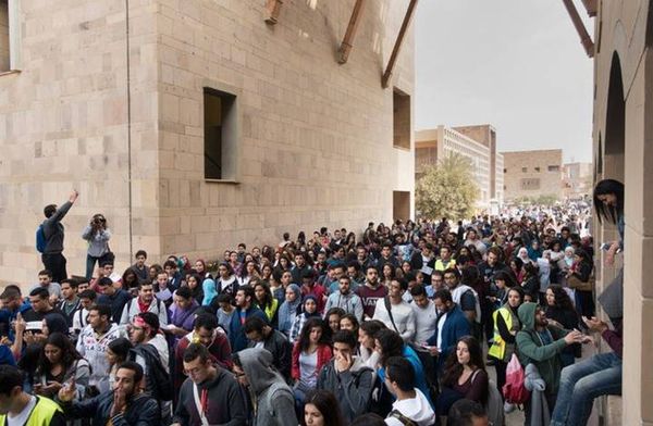 «نيويورك تايمز»: ما هي دلالات تظاهرات طلاب «النخبة» في مصر؟