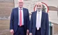 جعجع: لإعادة فتح الدوائر العقاريّة
ونحمّل الحكومة مسؤوليّة التقاعس