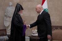 الرئيس عون: فلنكن يدًا واحدة لإعادة بناء لبنان