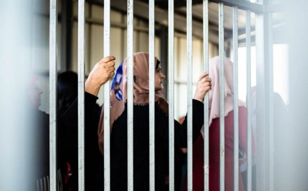 إهمال طبي وسوء تغذية.. تحذيرات بشأن أوضاع الأسيرات الحوامل في "الدامون"