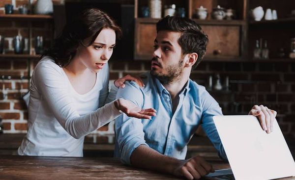 تعرّفي إلى السمات الرئيسة للرجل مدمن الخيانة