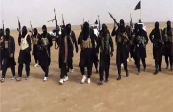 المرصد السوري : تنظيم “الدولة” يقتل 40 من القوات النظامية بريف حماة الشمالي