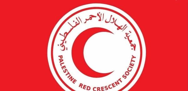 الهلال الأحمر الفلسطيني: الاحتلال أفرج عن طواقمنا بعد مصادرة معدات طبية وطلب مغادرتنا دون السماح بنقل مصابين