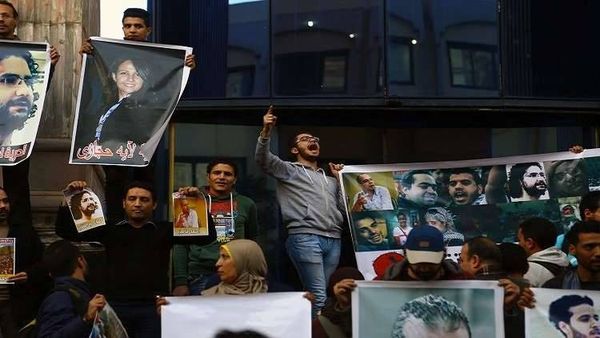 "العفو الدولية" قلقة على الحقوقيين المصريين