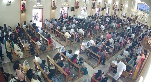 رئيسة وزراء نيوزيلندا ترد على الأنباء حول ارتباط هجمات سريلانكا بالهجوم على المسجدين