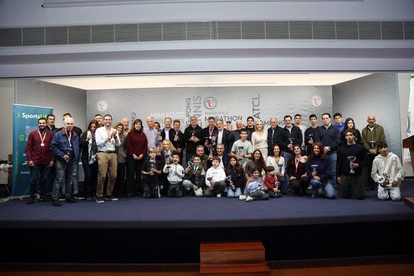 النادي اللبناني للسيارات والسياحة
كرّم أبطاله وبطلاته في مختلف الرياضات