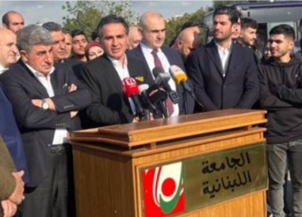 حميه افتتح خطا جديدا للنقل المشترك:

تكامل بين قطاعي العام والخاص