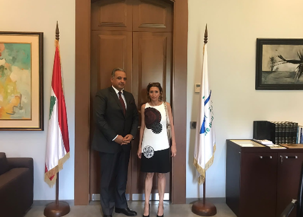 المرتضى عرض مع زوّاره
تسهيل دخول المكفوفين الى المتاحف