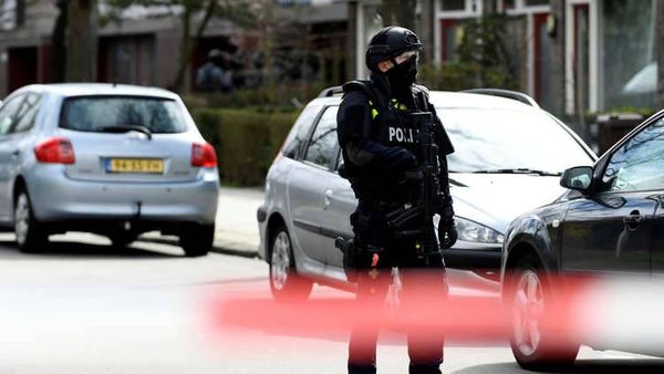 الشرطة الهولندية تحدد هوية المهاجم في أوتريخت وتنشر صورته