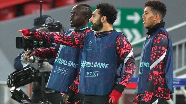 مطالبات بفك ثلاثية "صلاح وماني وفيرمينو" مع ليفربول