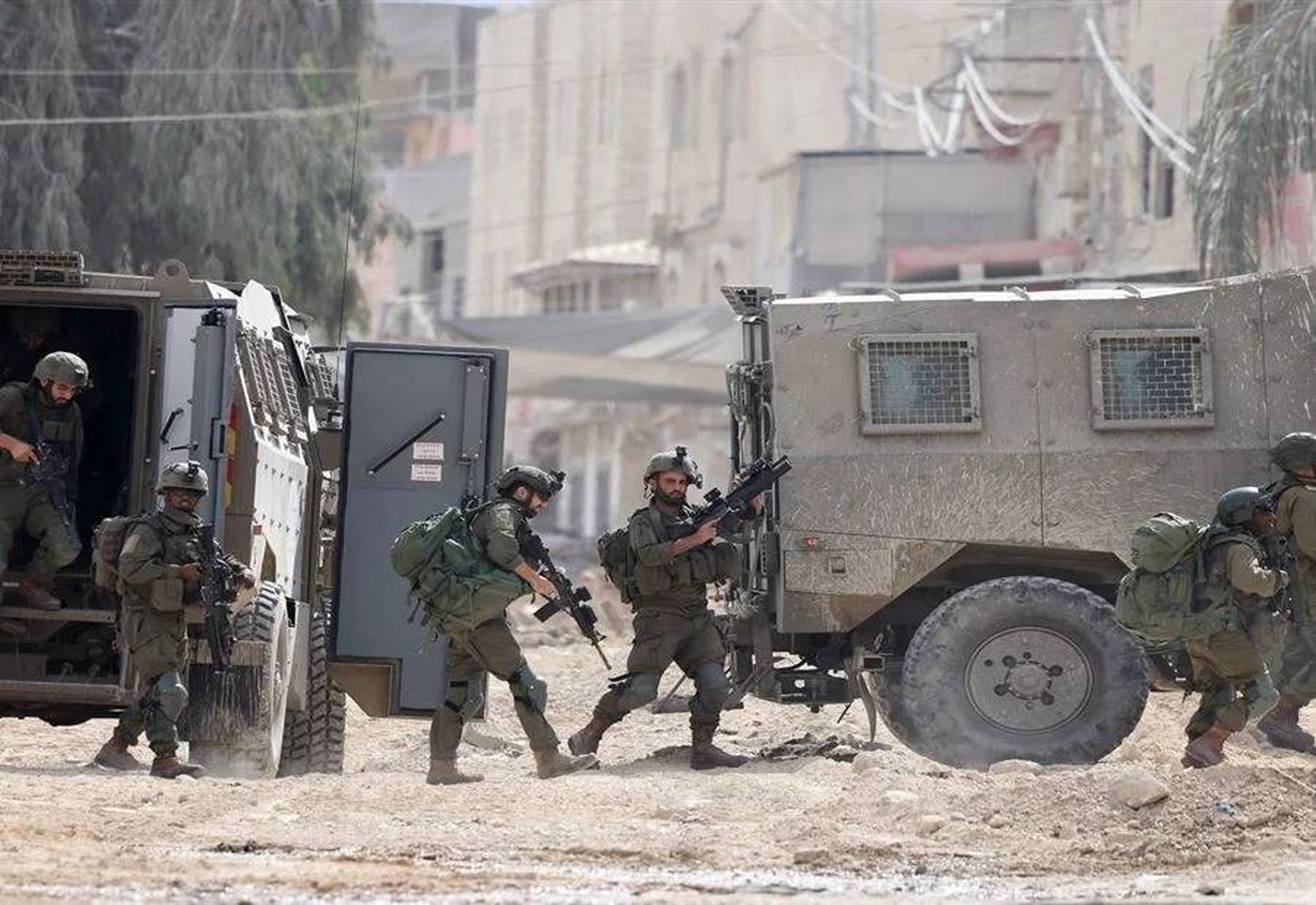 جيش الاحتلال ينفذ سلسلة هدم واقتحامات في الضفة