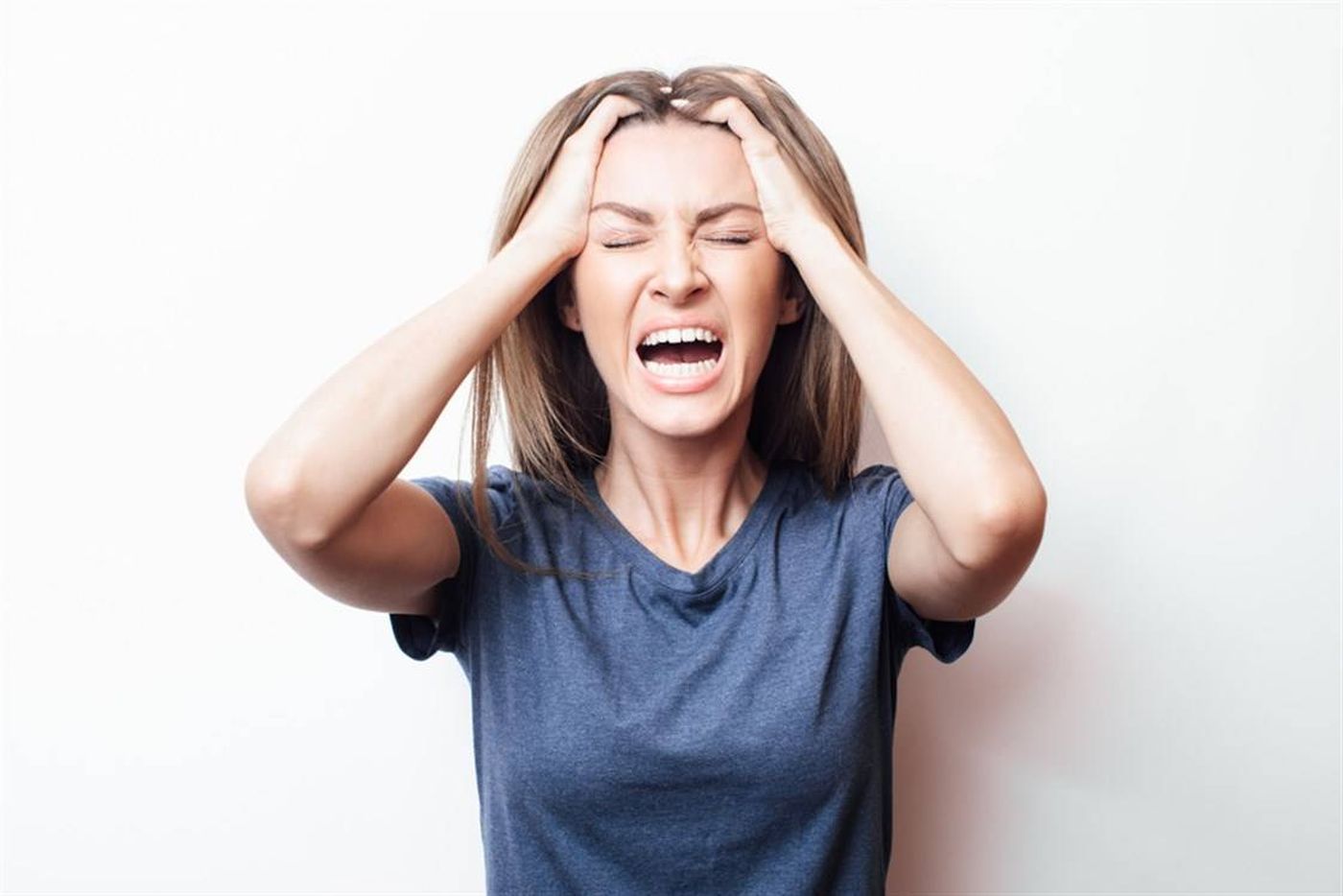 علامات جسدية و نفسية تكشف انك تحت ضغط شديد