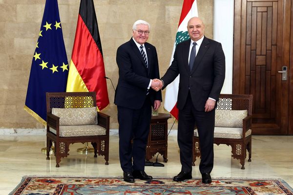 الرئيس الألماني في بيروت: سنبقى الى جانب لبنان بعد نهاية مُهمّة "اليونيفيل"
ويجب إنهاء الاحتلال الاسرائيلي