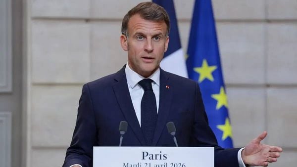 ‏ماكرون: فرنسا مُلتزمة بالأمم المتحدة وعندما نرى قوة الأقوى تحاول الهيمنة عندها علينا أن نسعى للوقوف معًا