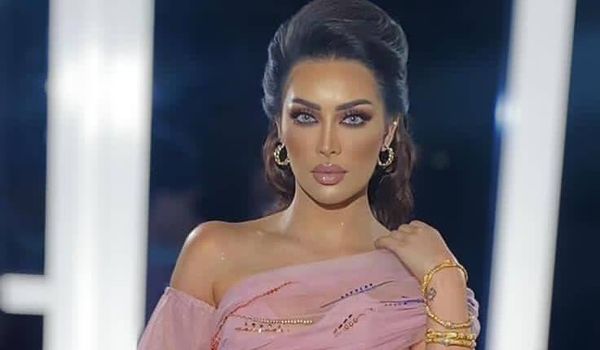 عبير الهادي تتألق بمجموعة جديدة من الصور