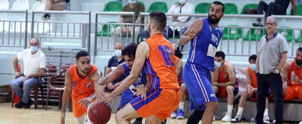 فوز كبير لهوبس على الهومنتمن (85-54)