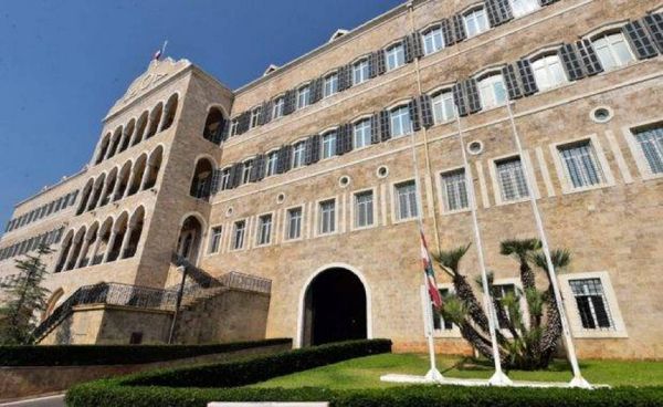 النيّة موجودة للتواصل لا للتوافق... بانتظار إشارات خارجية