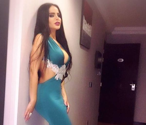 بالصور.. ليال عبود تشعل ليل الدوحة
