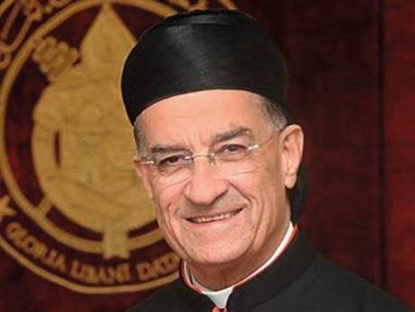 وصول البطريرك الراعي الى قطر