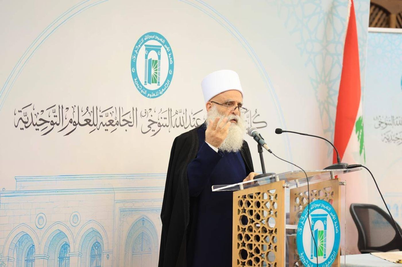 أبي المنى يدعو إلى التماسك والعمل وصون المجتمع من الفساد