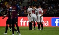 اشبيلية يهزم برشلونة حامل اللقب 2-صفر