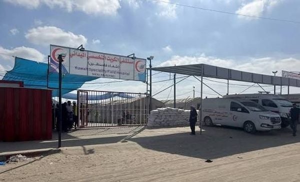 كارثة صحية جديدة... مستشفى الكويت التخصصي بخان يونس يوقف خدماته باستثناء الطوارئ