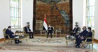 السيسي بعد استقباله ميقاتي: لبنان بحاجة إلى وفاق سياسي