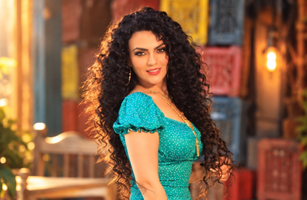 شيماء شريف تطرح "مية في المية" بأجواء غنائية رومانسية