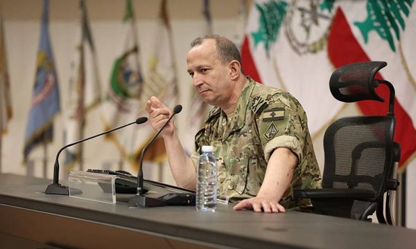 هيكل في اجتماع مع أركان القيادة وقادة الوحدات: السلم الأهلي خط أحمر