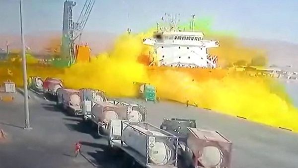 ما هو الغاز المتسرّب في كارثة ميناء العقبة؟
