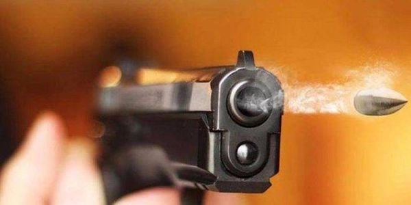 جريح في المنية بسبب خلاف على أفضلية مرور