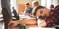 هل تعلم أنك تستطيع تعلم لغة جديدة وإتقانها وأنت نائم؟