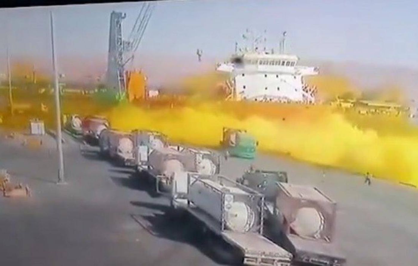 فيديو- لحظة انفجار خزان يحتوي غازا ساما في العقبة الاردنية