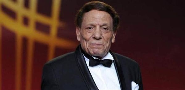 "الزعيم" عادل إمام يسخر من خبر وفاته.. كيف ردّ؟