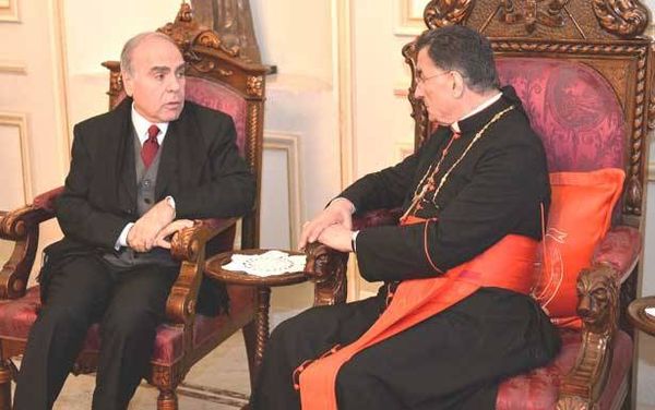 الراعي عرض التطوّرات مع زوّاره