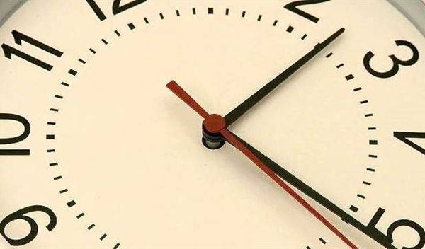وجوب تقديم الساعة في هذا التاريخ